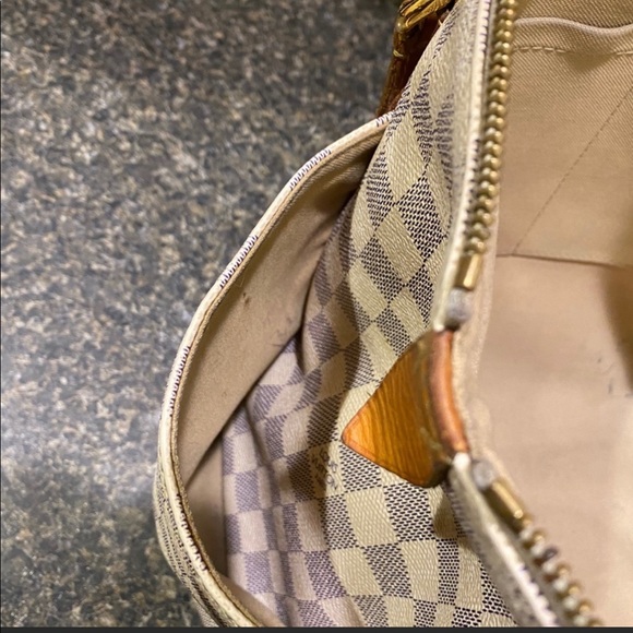 Louis Vuitton Totally PM Damier Azur - Picture 9 of 12